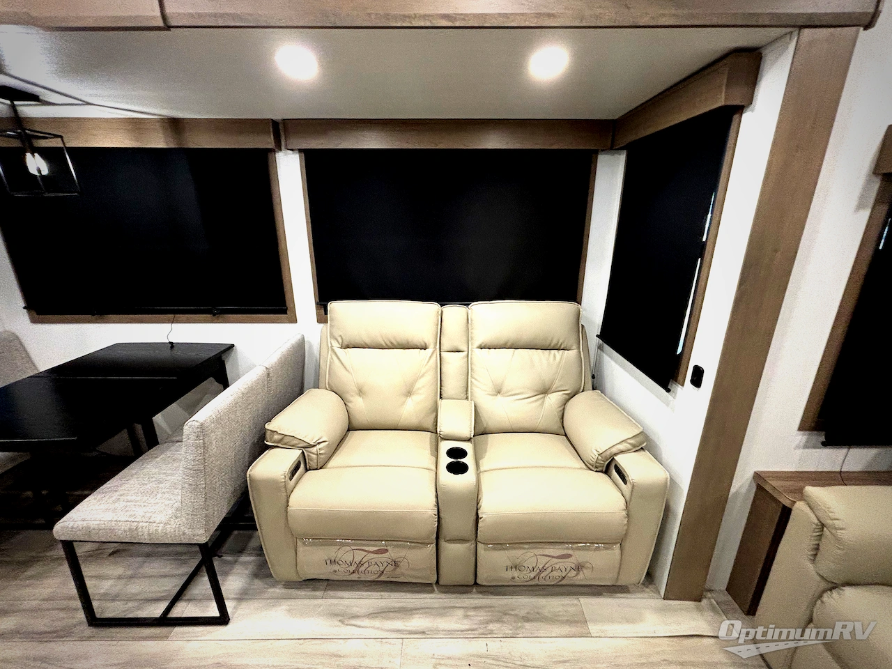 2026 KZ Durango D301RLT Photo 18