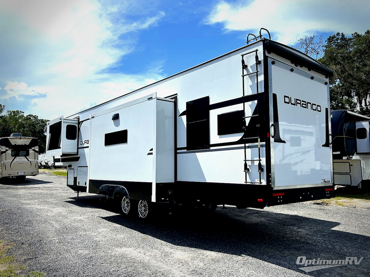 2026 KZ Durango D341RPT Photo 3