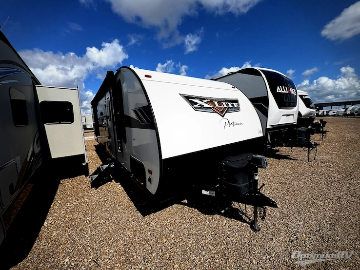 2023 Forest River Wildwood X-Lite 273QBXL RV Photo 1