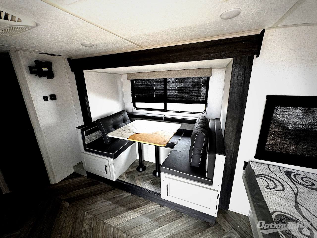 2022 Forest River Wildwood FSX 170BHSKX Photo 5