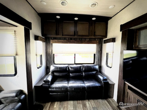 2020 Heartland Milestone 377MB RV Photo 2