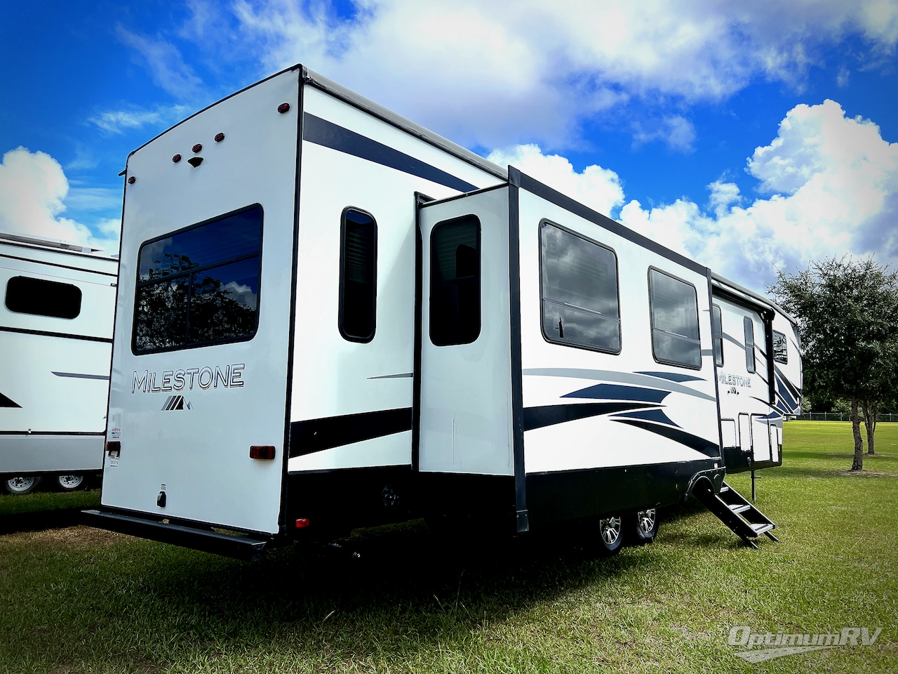 2020 Heartland Milestone 377MB Photo 3