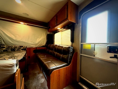 2016 Starcraft Travel Star 229TB RV Photo 2