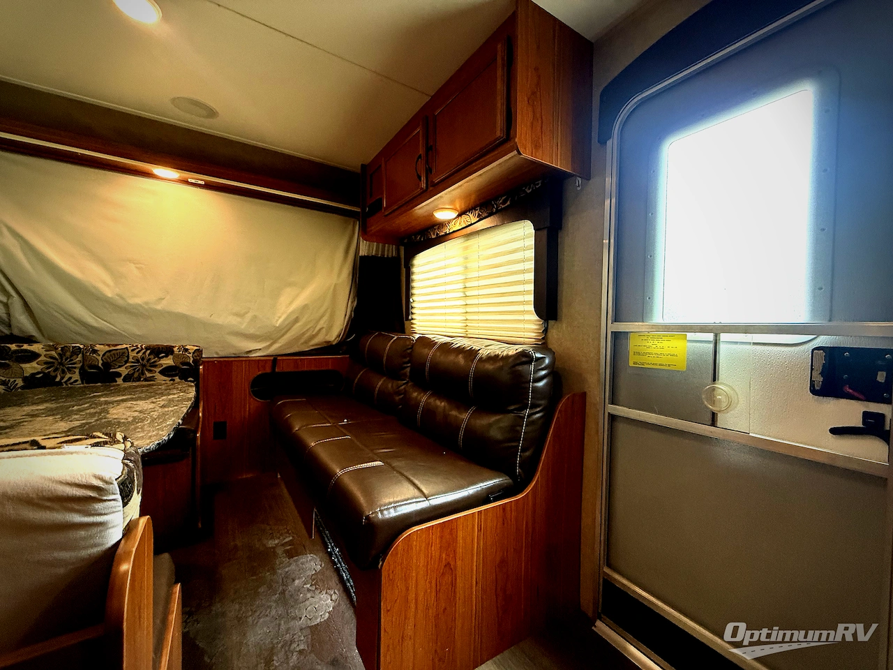 2016 Starcraft Travel Star 229TB Photo 6