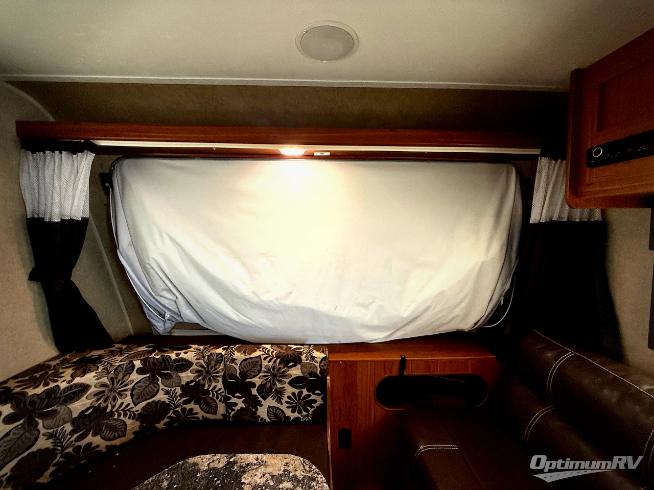 2016 Starcraft Travel Star 229TB Photo 8