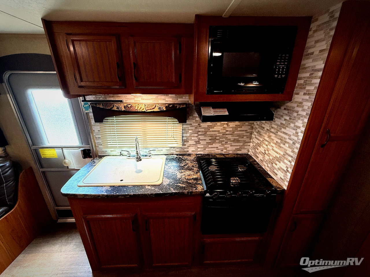 2016 Starcraft Travel Star 229TB Photo 10