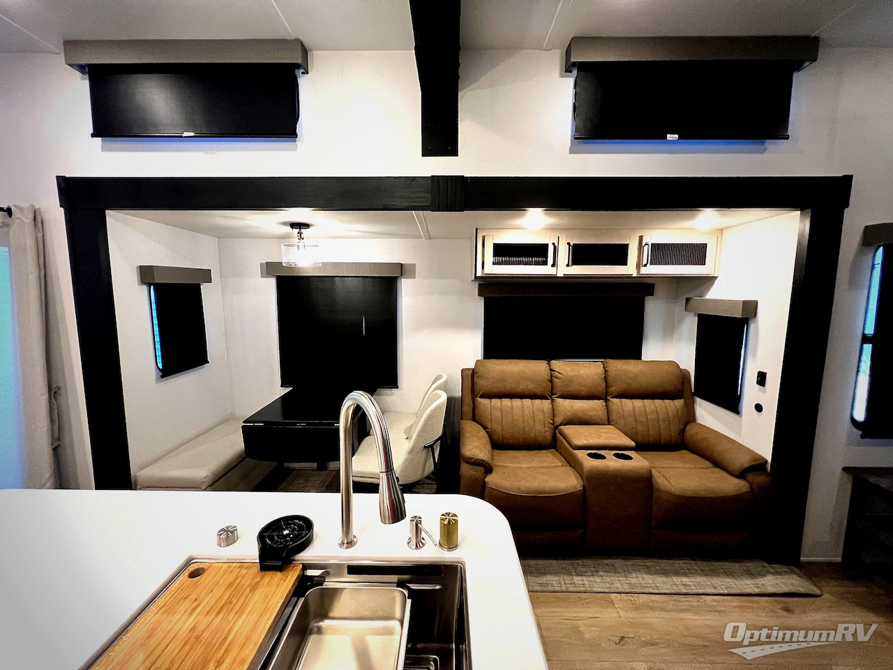 2026 Forest River Puma Vista 401RLFT Photo 12