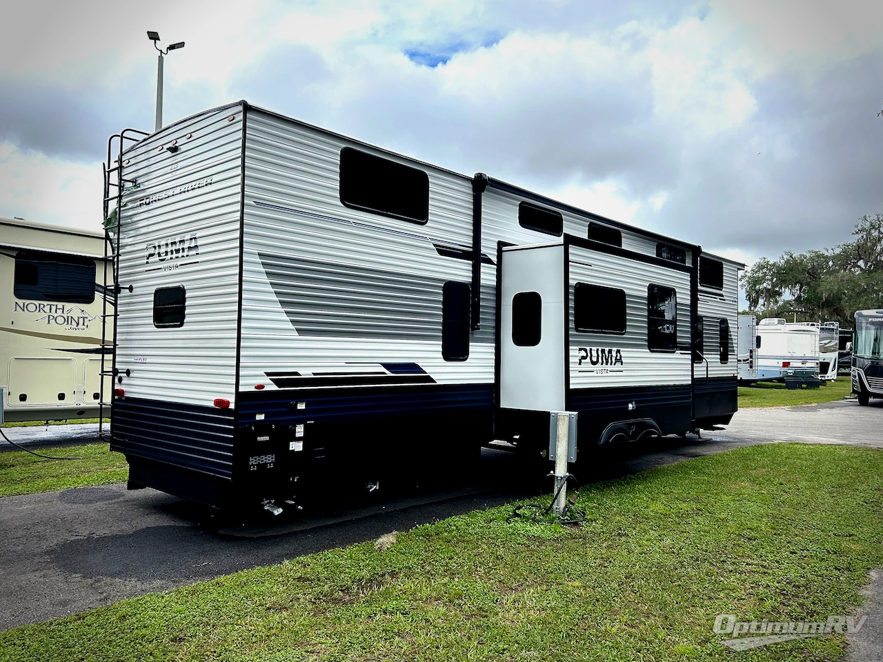 2026 Forest River Puma Vista 421LFT Photo 2