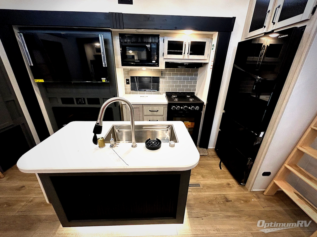 2026 Forest River Puma Vista 421LFT Photo 5