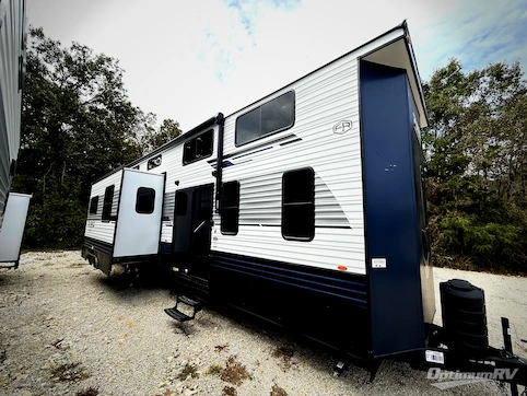 New 2026 Palomino Puma Destination 421LFT Featured Photo