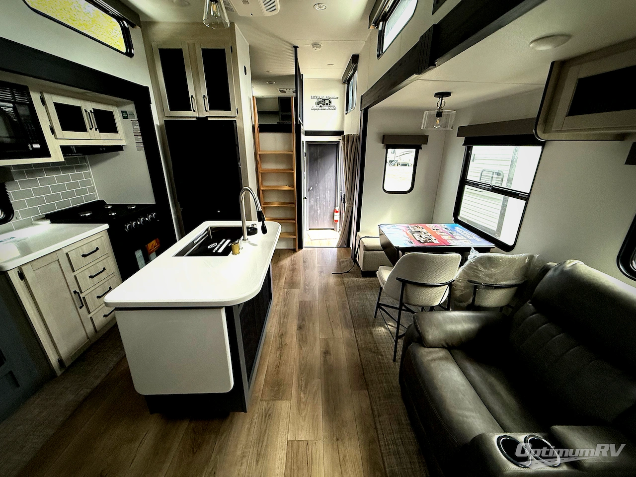 2026 Forest River Puma Vista 421LFT Photo 5