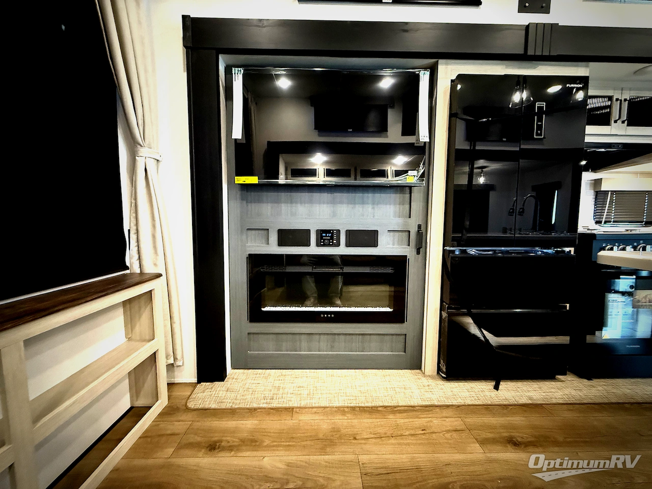 2026 Forest River Puma Vista 422LFT Photo 8