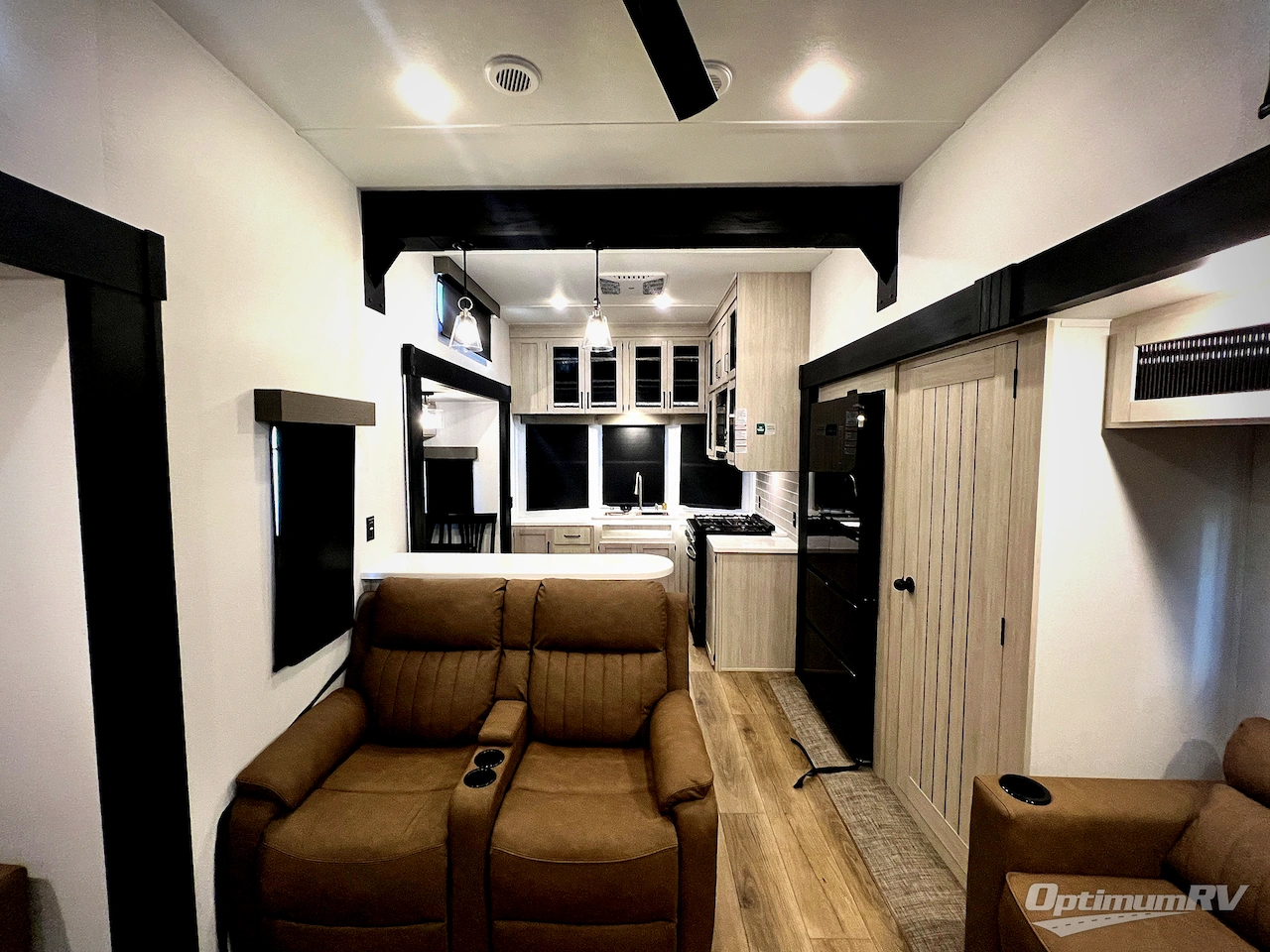 2026 Forest River Puma Vista 403LFT Photo 5