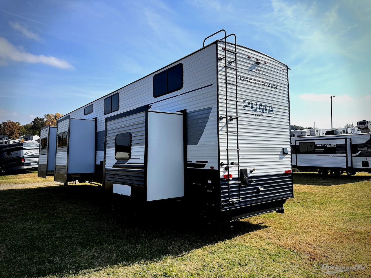 2026 Forest River Puma Vista 403LFT Photo 3