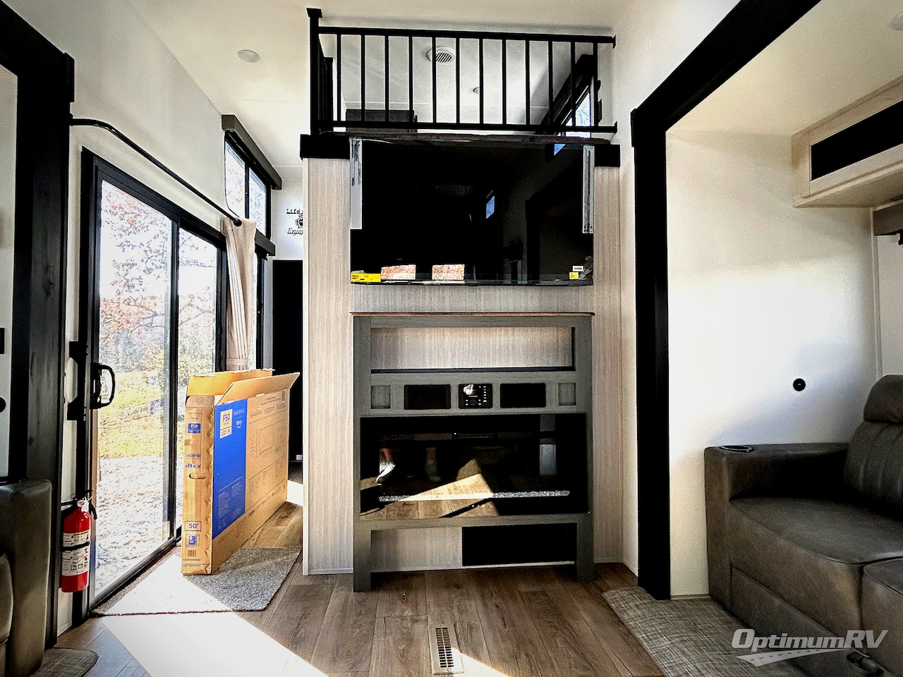 2026 Forest River Puma Vista 403LFT Photo 6