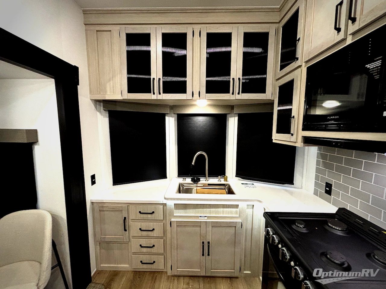 2026 Forest River Puma Vista 403LFT Photo 8