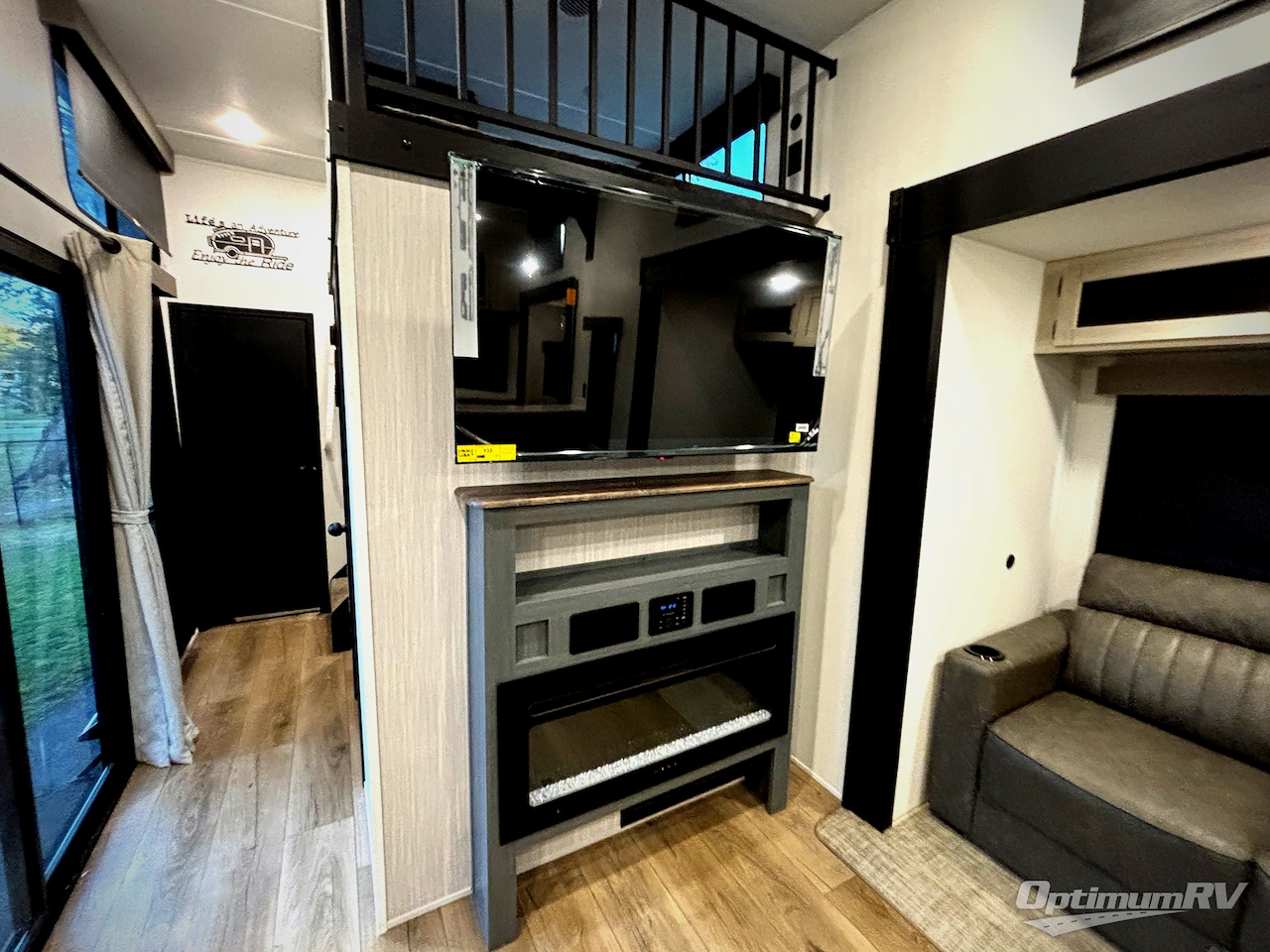 2026 Forest River Puma Vista 403LFT Photo 13