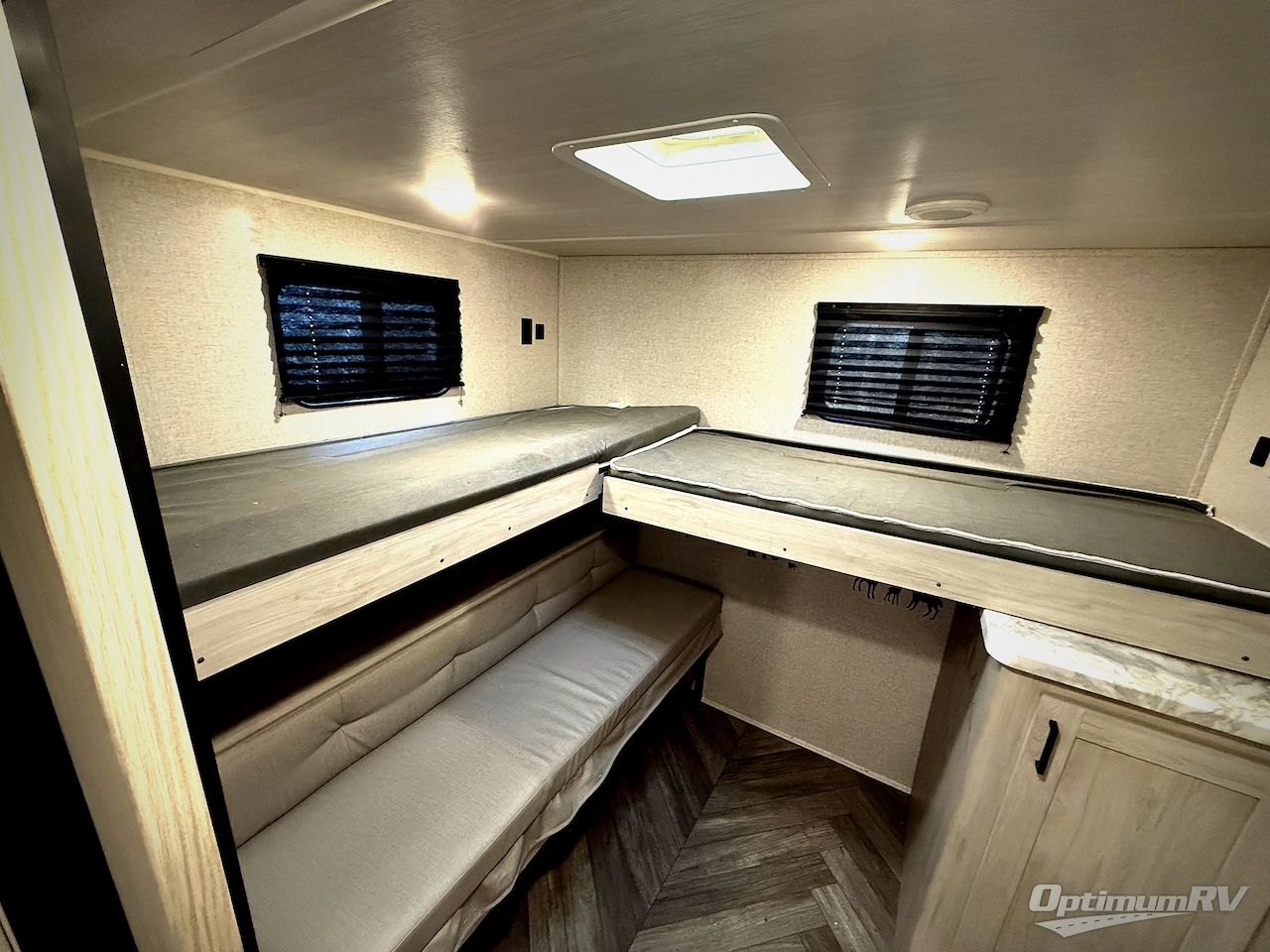 2023 East To West Della Terra 291BH Photo 18