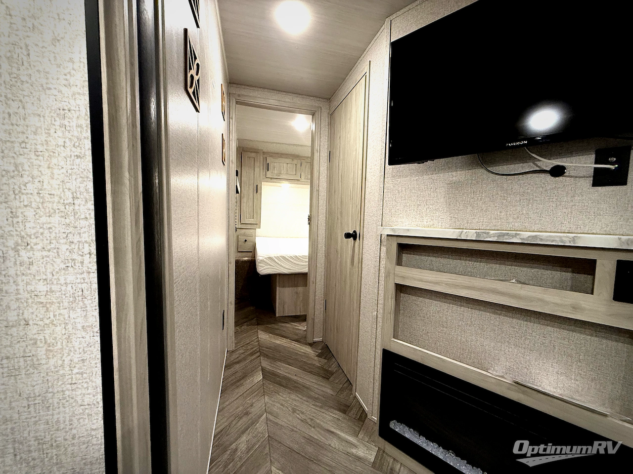 2023 East To West Della Terra 291BH Photo 21