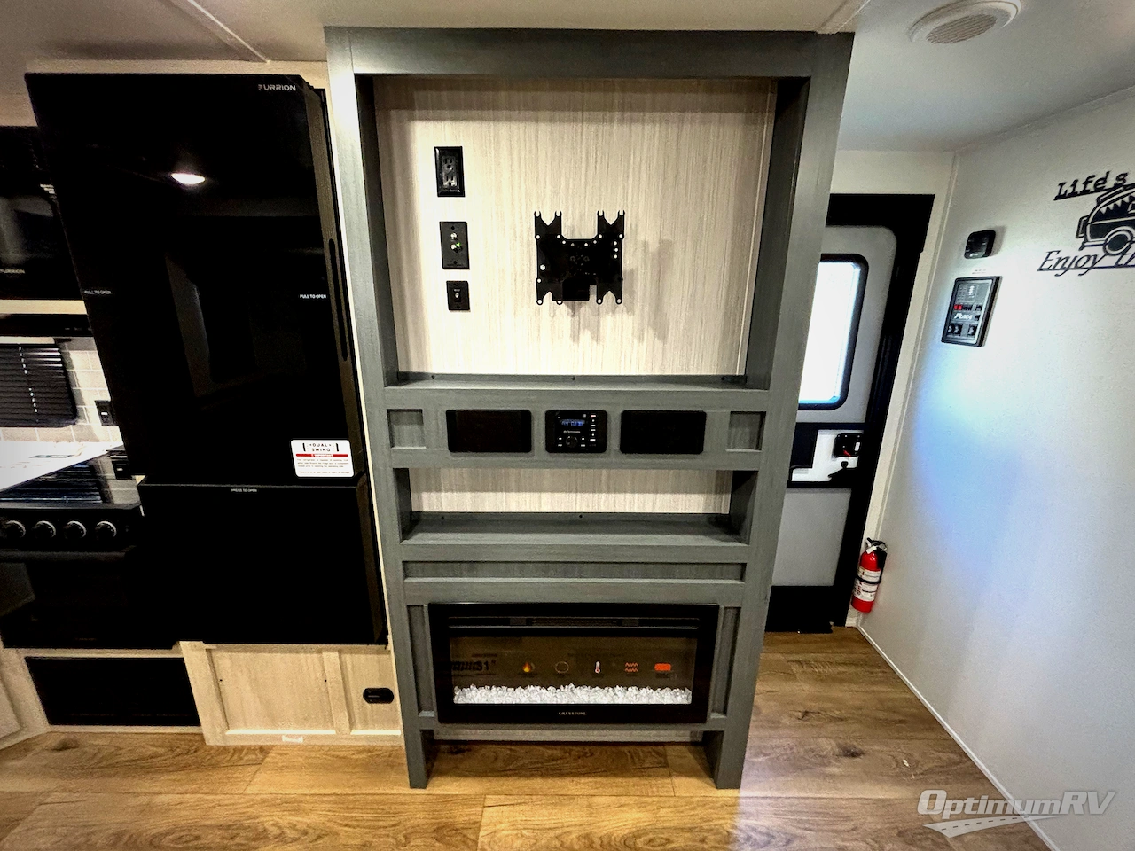 2026 Palomino Puma 31QBBH Photo 12