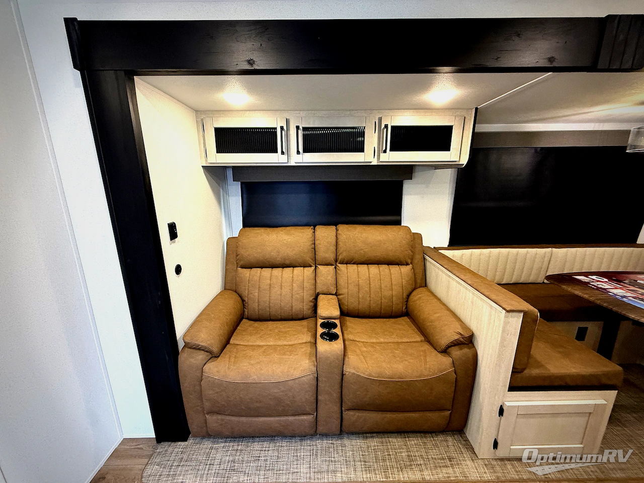 2026 Palomino Puma 31QBBH Photo 6