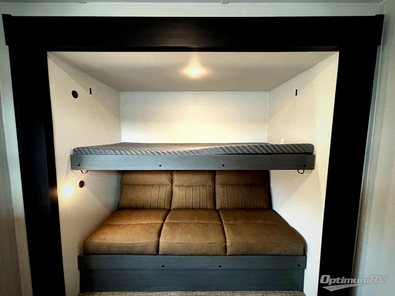 2026 Palomino Puma 32BHQS Photo 14