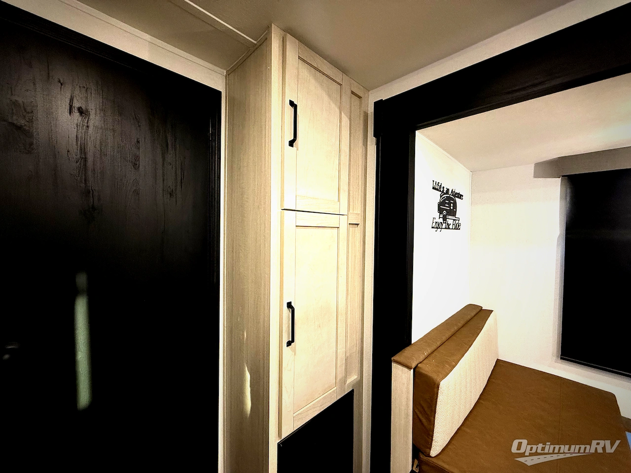 2026 Palomino Puma 32BHQS Photo 9