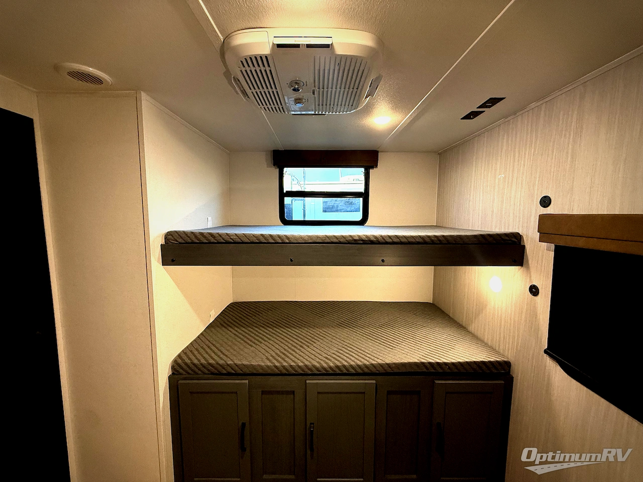 2026 Palomino Puma 32BHQS Photo 18