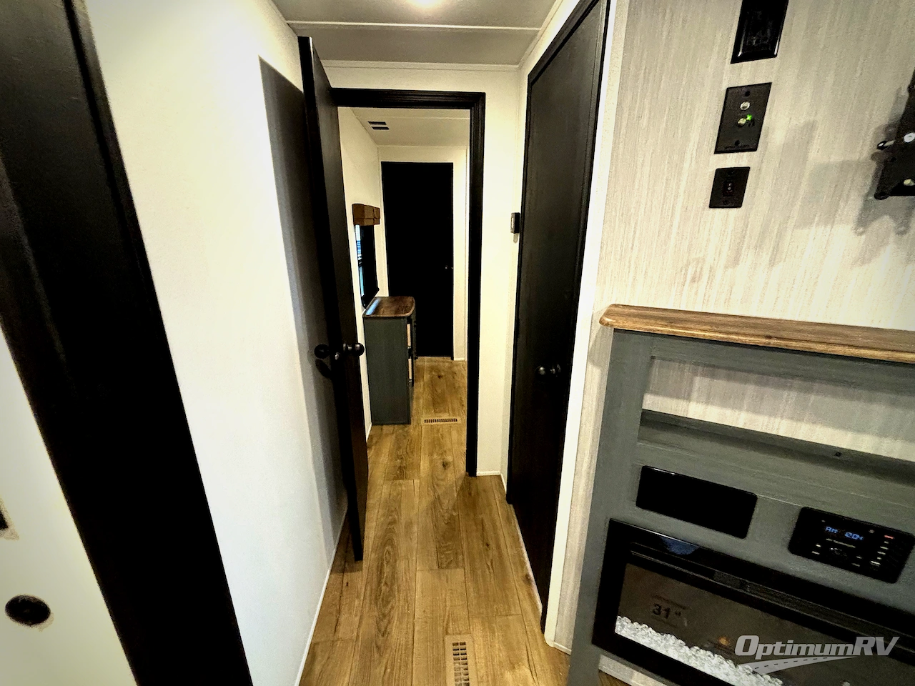 2026 Forest River Puma 32BHQS Photo 7