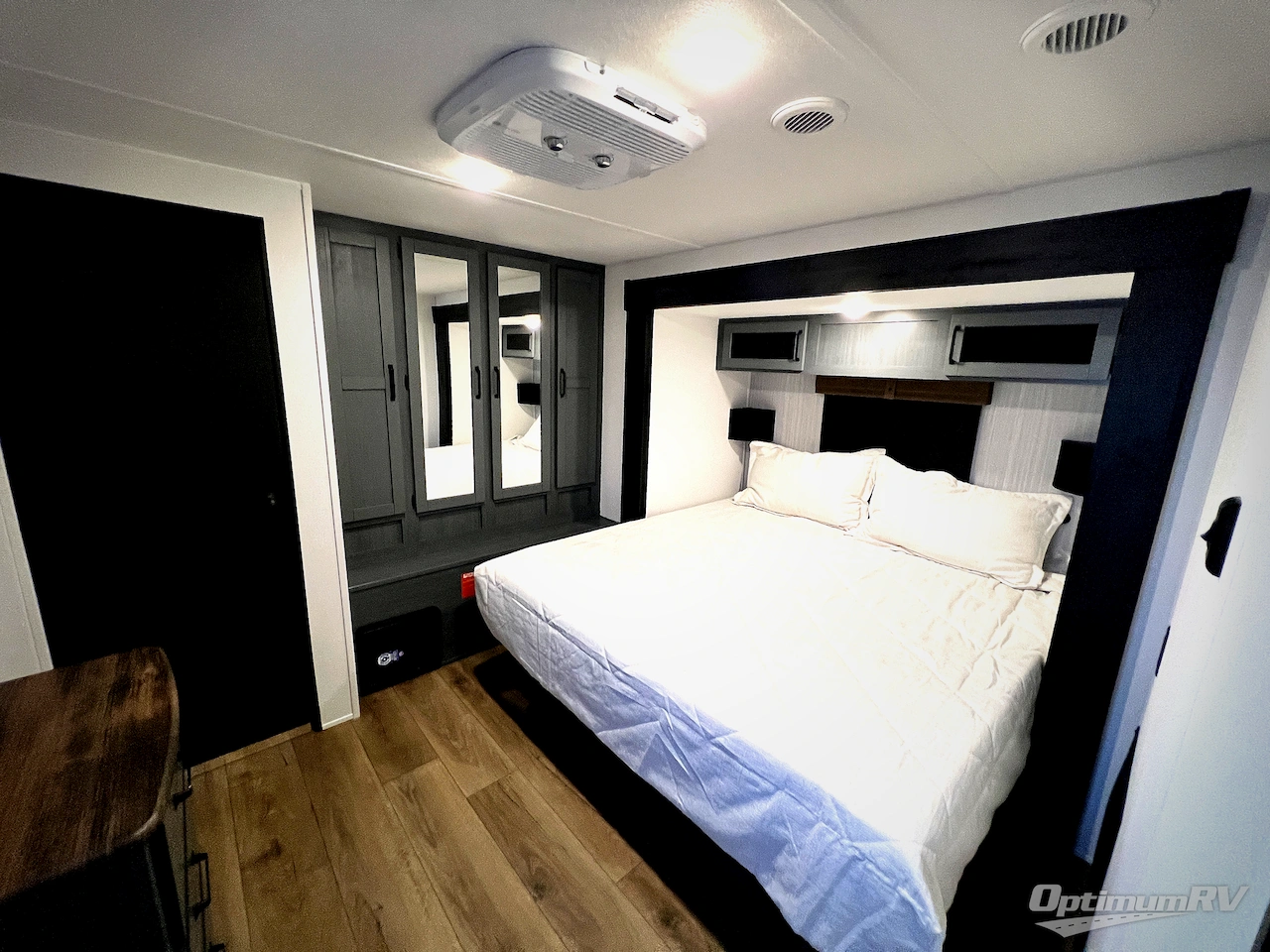 2026 Palomino Puma 31FKRK Photo 18