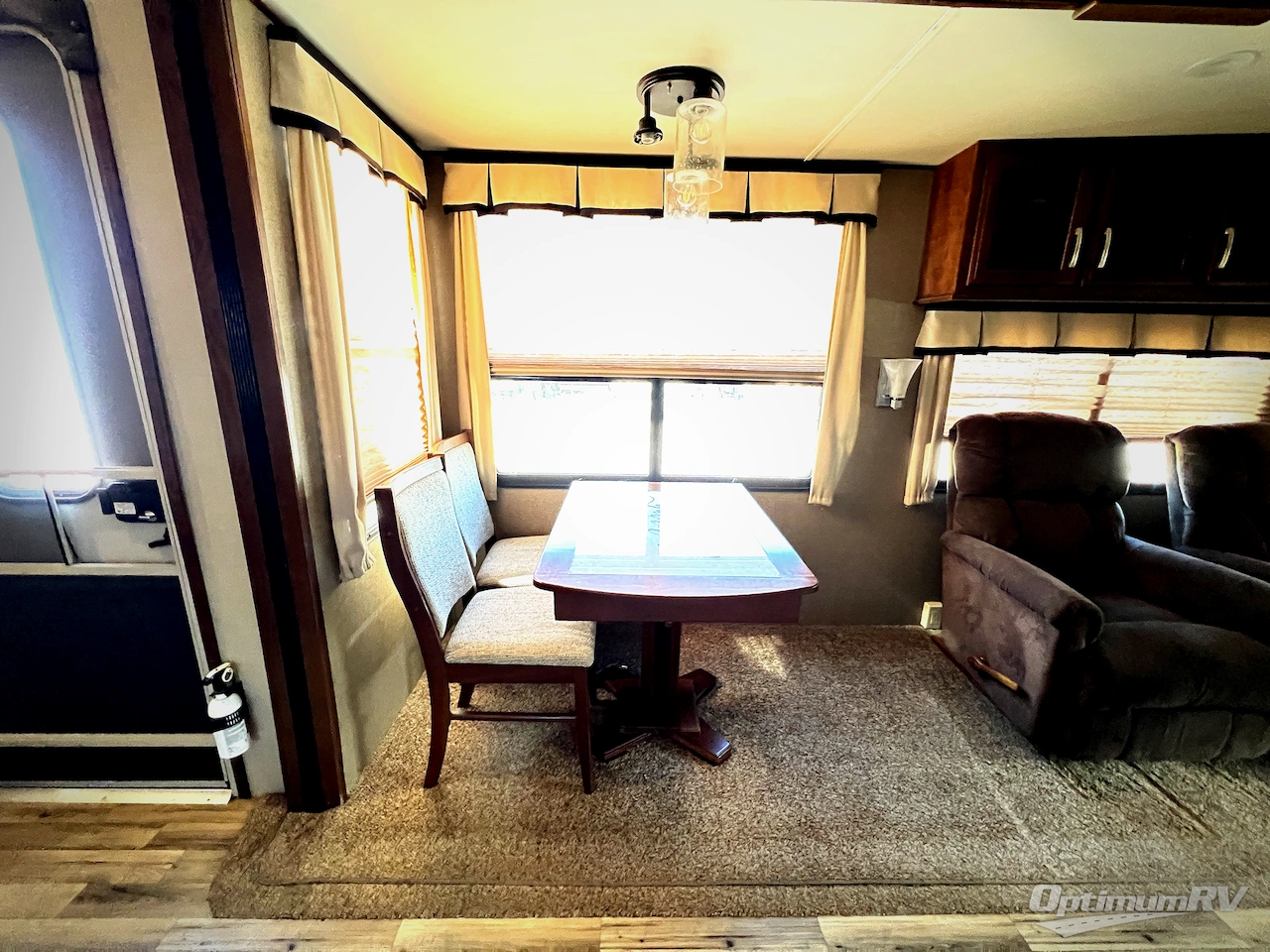2014 Grand Design Solitude 369RL Photo 9