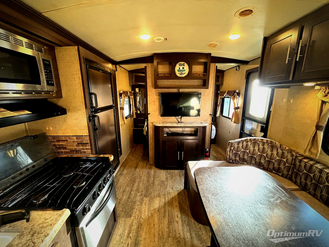 2016 Forest River Surveyor 240RBS Photo 5