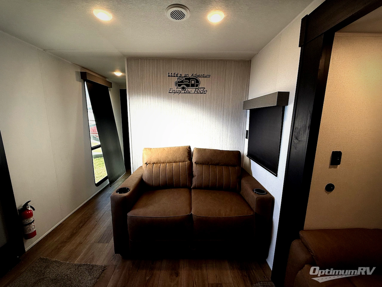 2026 Palomino Puma 31FKRK Photo 6