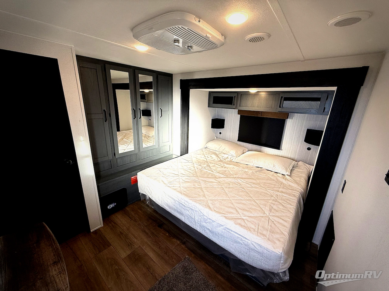 2026 Palomino Puma 31FKRK Photo 17