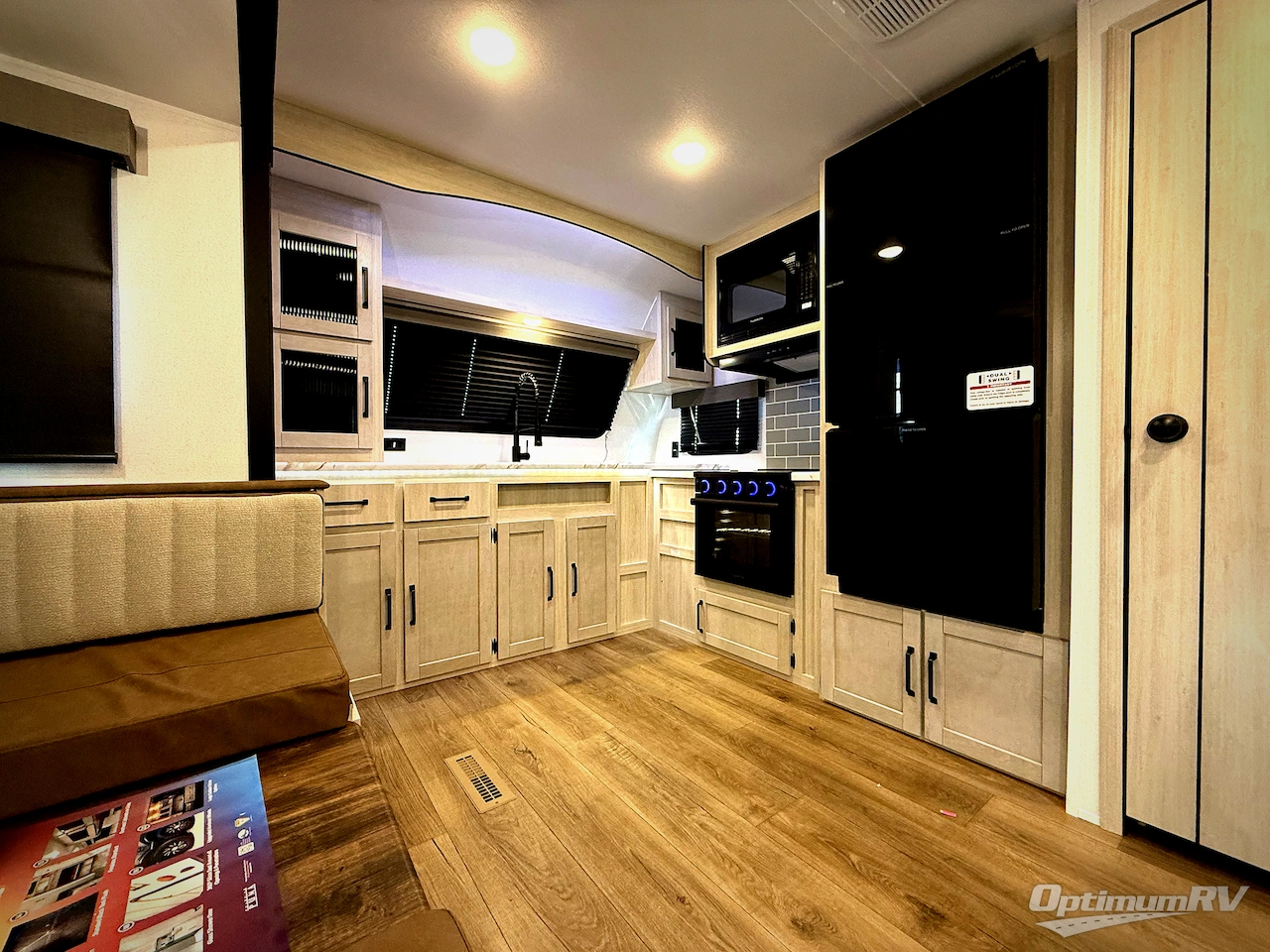 2026 Palomino Puma 31FKRK Photo 9