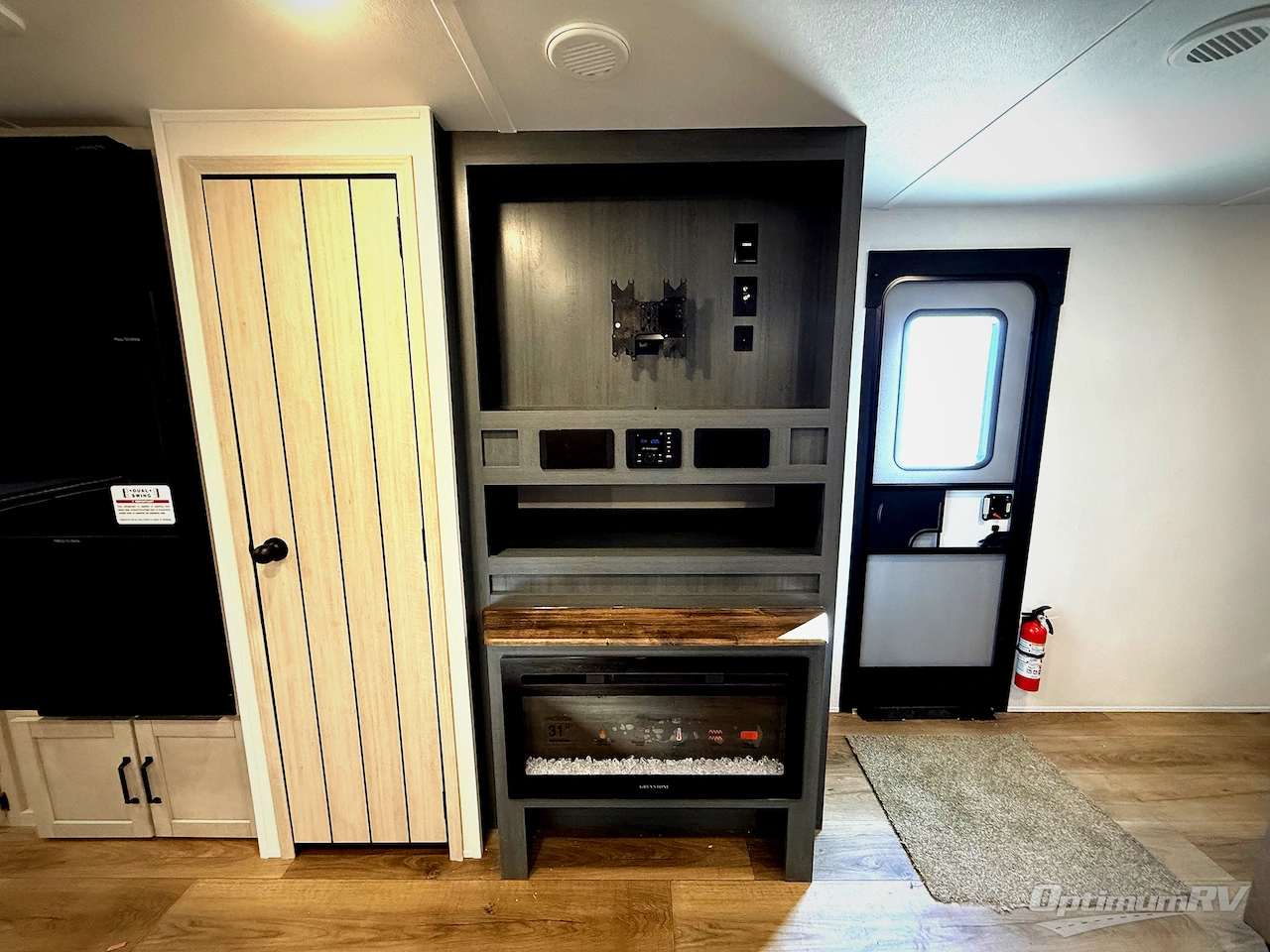 2026 Palomino Puma 31FKRK Photo 14