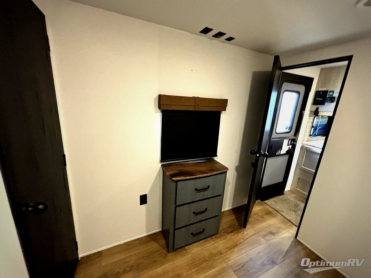 2026 Forest River Puma 32RBFQ Photo 12