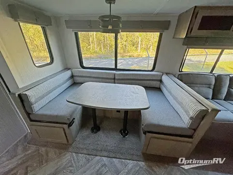 2023 Palomino Puma 28BHSS2 RV Photo 4