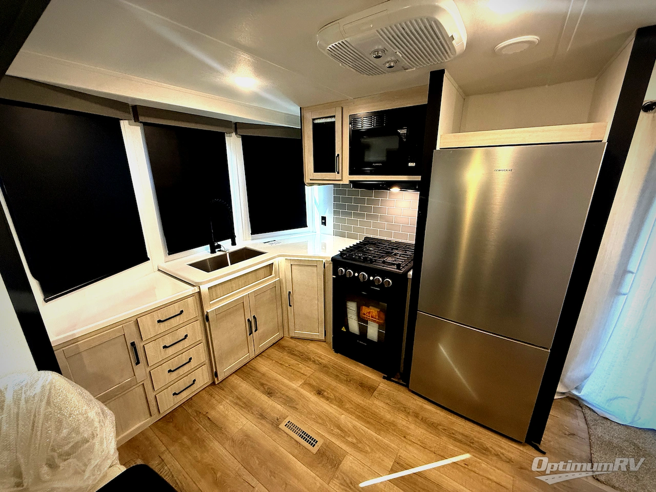 2026 Forest River Puma Vista 39FKL Photo 12