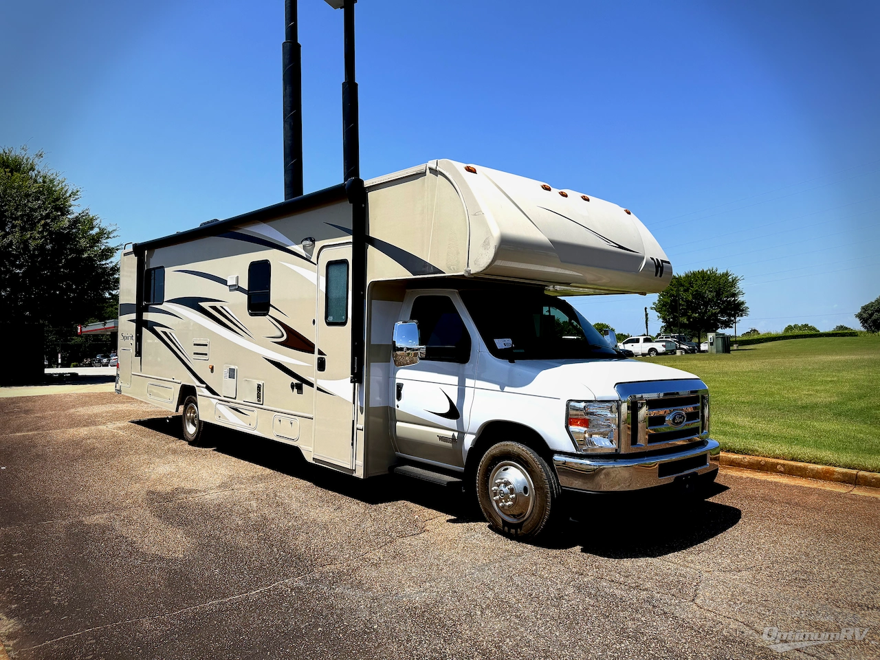 2025 Winnebago Spirit 31K Photo 1