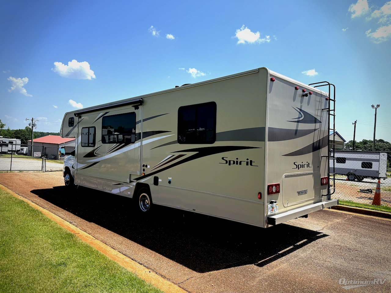 2025 Winnebago Spirit 31K Photo 3