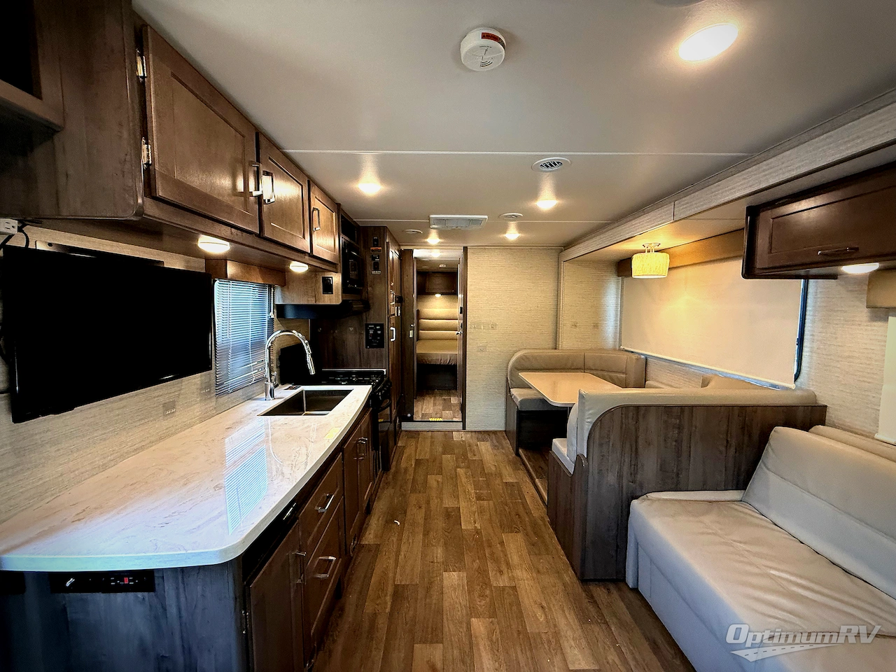 2025 Winnebago Spirit 31K Photo 5