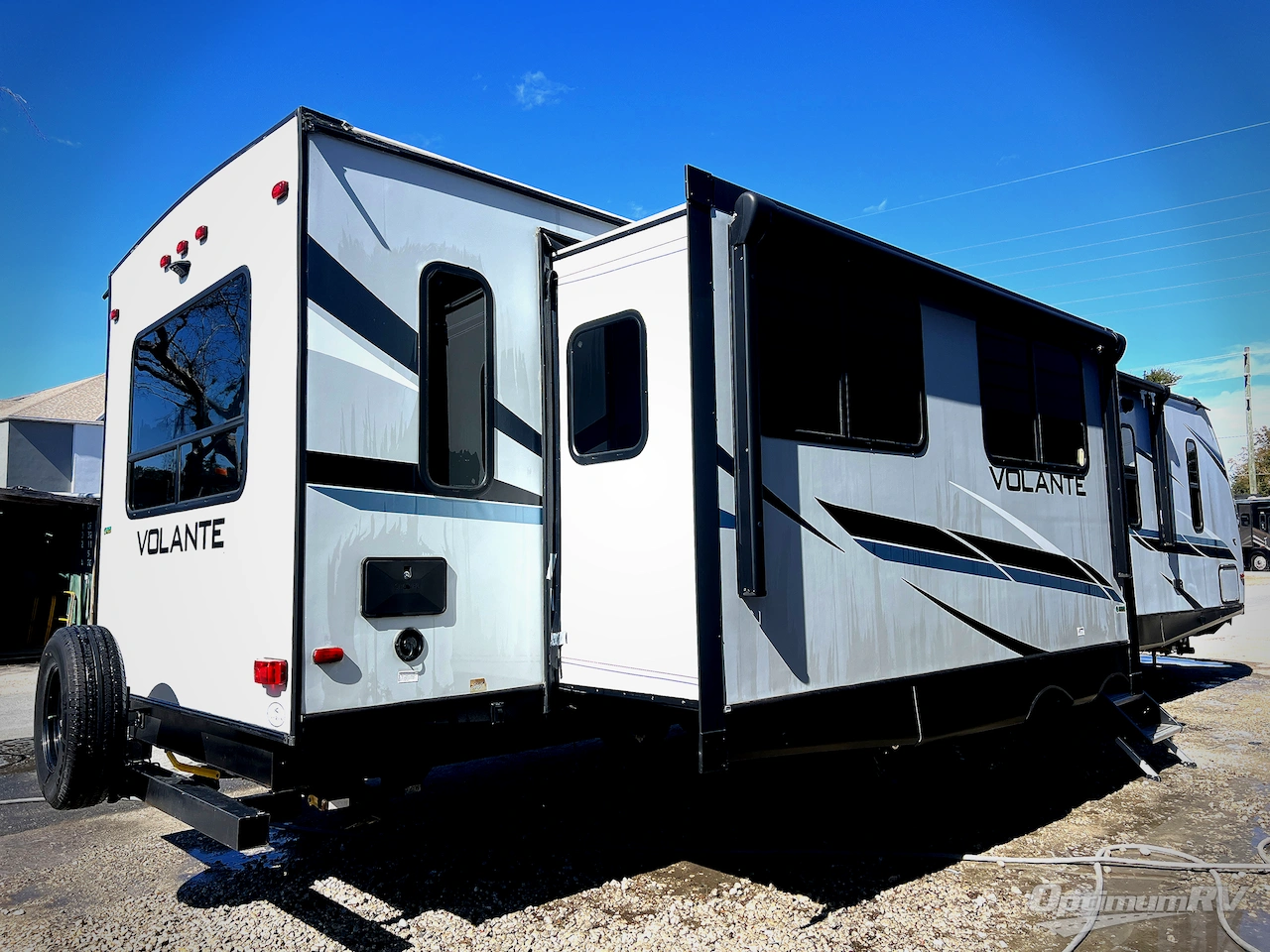 2021 CrossRoads Volante 34RE Photo 3