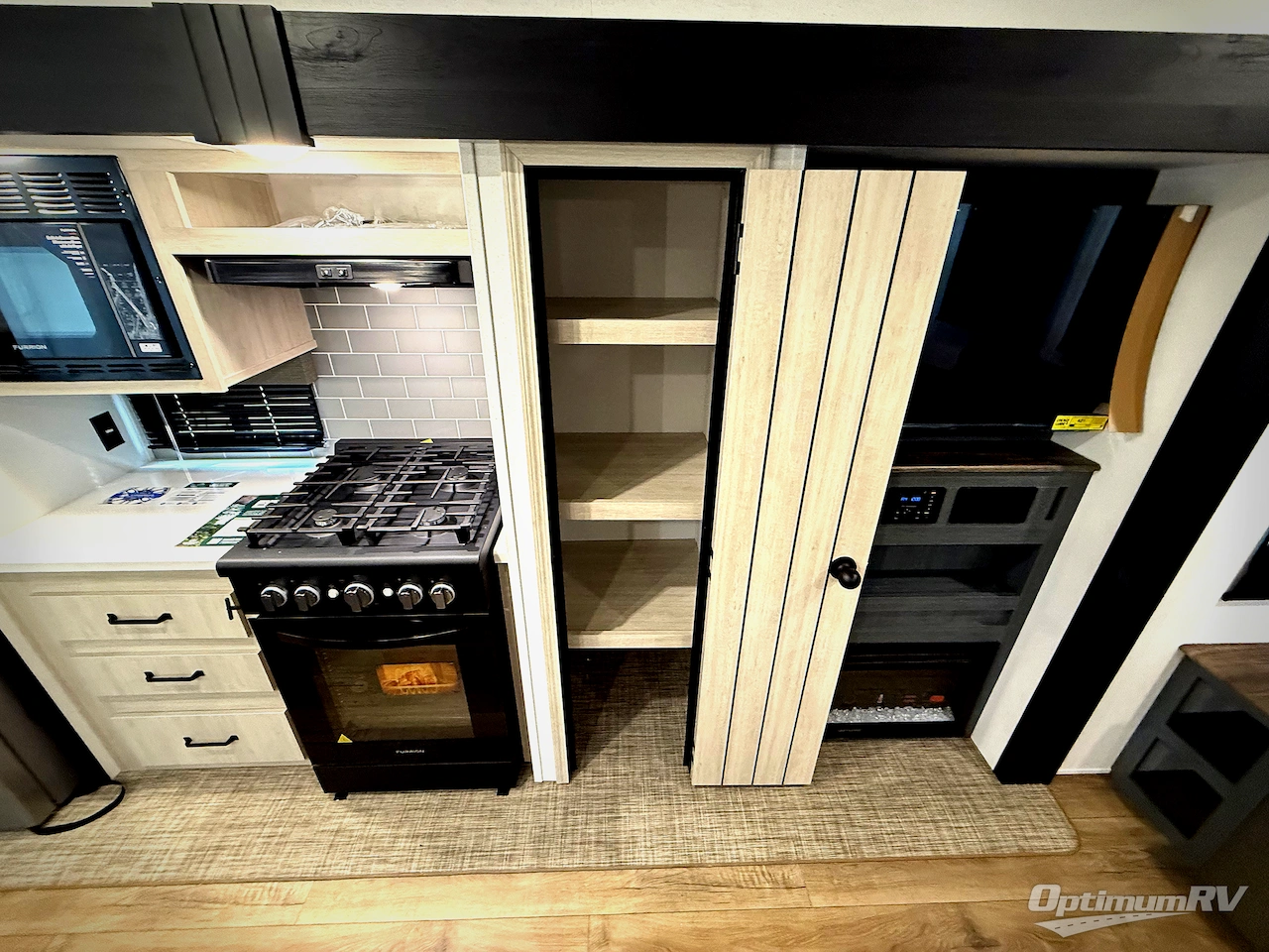 2026 Forest River Puma Vista 37PFL Photo 11