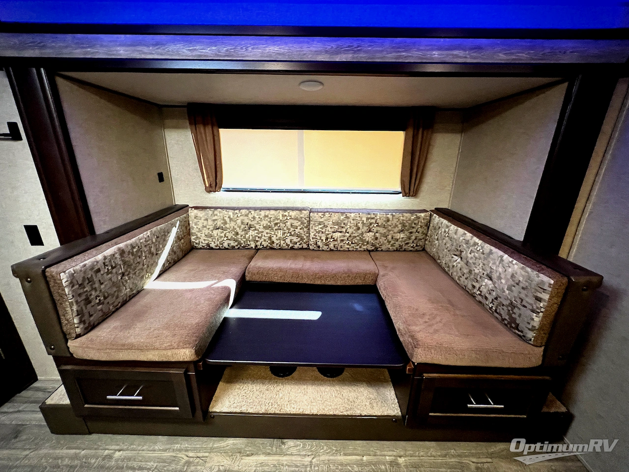 2017 Forest River Cherokee Grey Wolf 24RK Photo 6