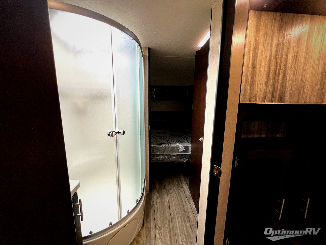 2017 Forest River Cherokee Grey Wolf 24RK Photo 17