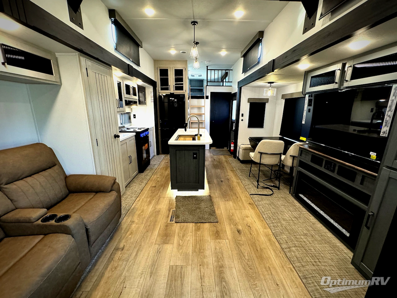 2026 Forest River Puma Vista 420LFT Photo 3