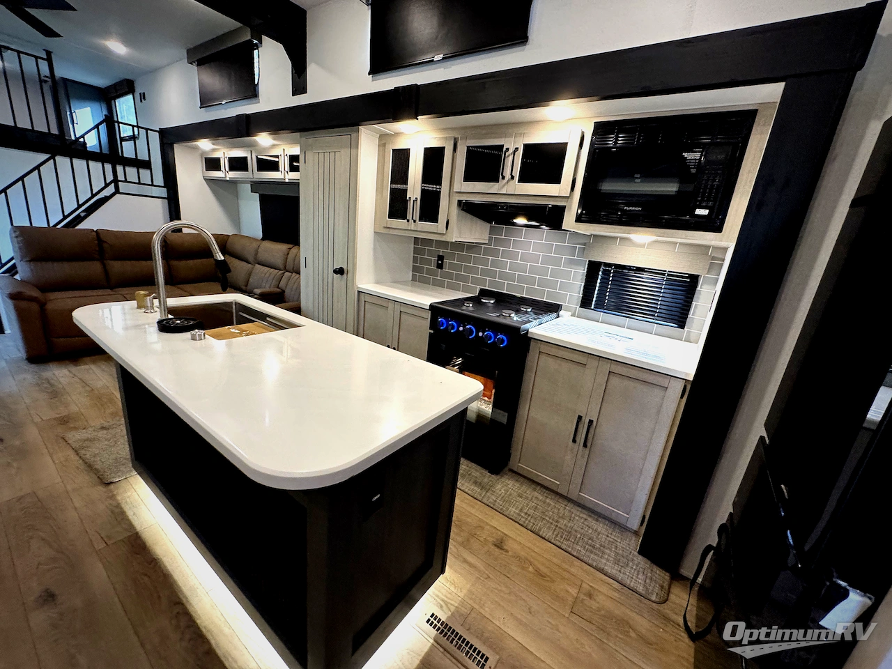 2026 Forest River Puma Vista 420LFT Photo 13