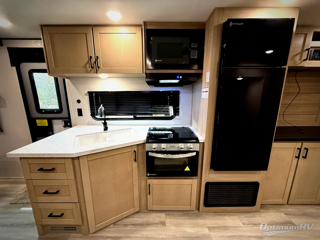 2026 Heartland Prowler 2802BHS Photo 9