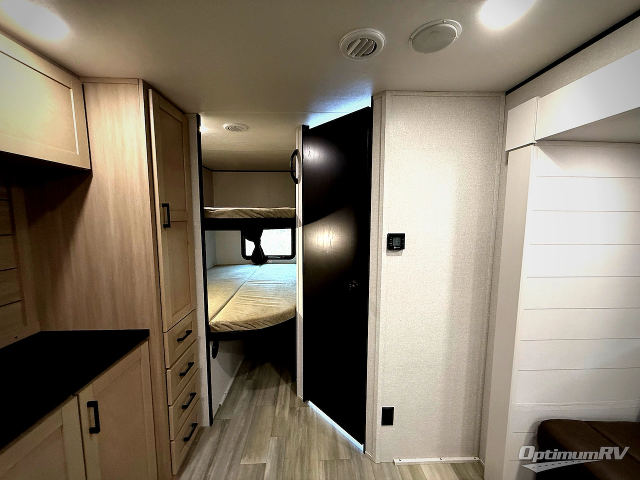 2026 Heartland Prowler 2802BHS Photo 14